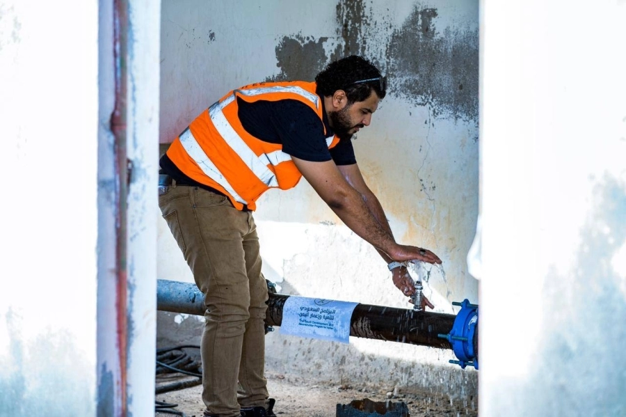 بدعم سعودي.. 1.5 مليون مستفيد من مشروع تطوير حقل المناصرة المائي في عدن