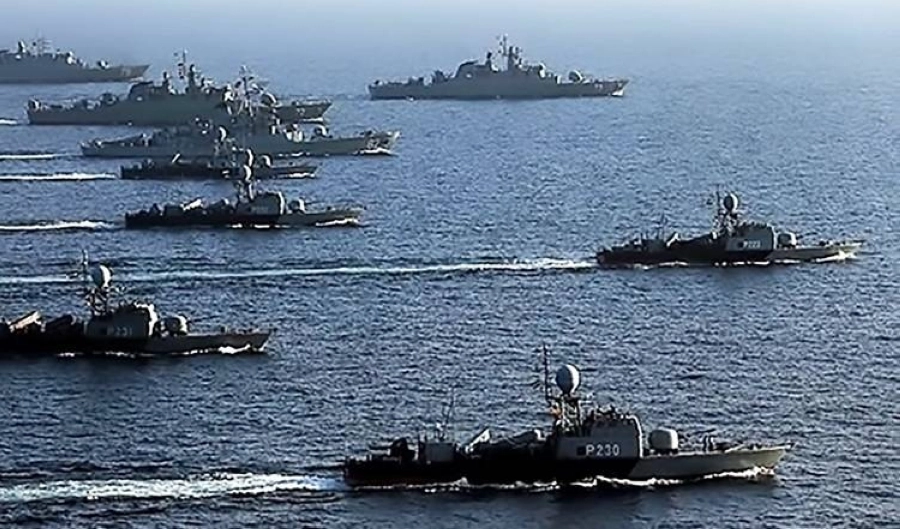 جانب من المناورات الإيرانية الاستفزازية (مكة)