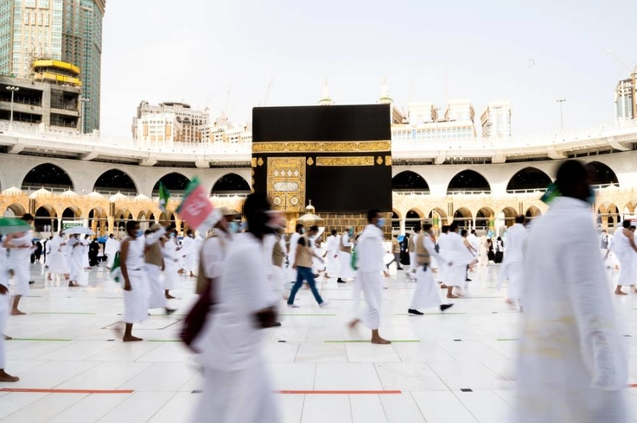 ضيوف الرحمن يؤدون طواف الإفاضة (مكة)