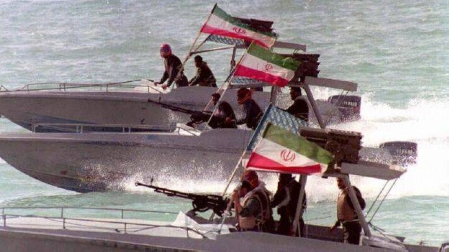 تحركات إيرانية تثير القلق في بحر العرب (مكة)