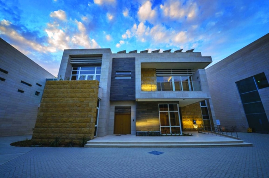 

المنزل عالي الأداء (سابك)