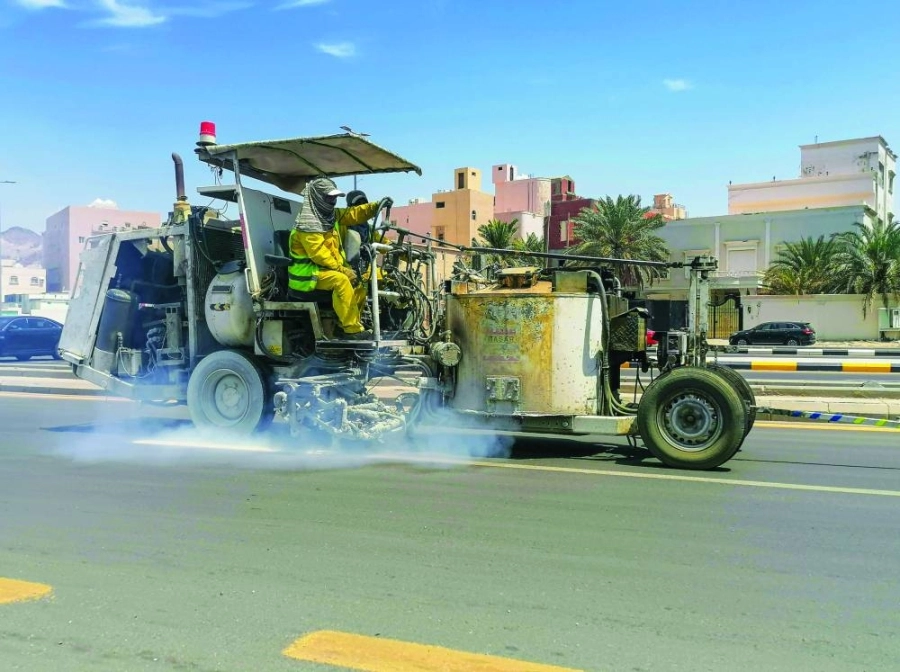 تحبير الخطوط في طرق العاصمة المقدسة (أنس الحارثي)