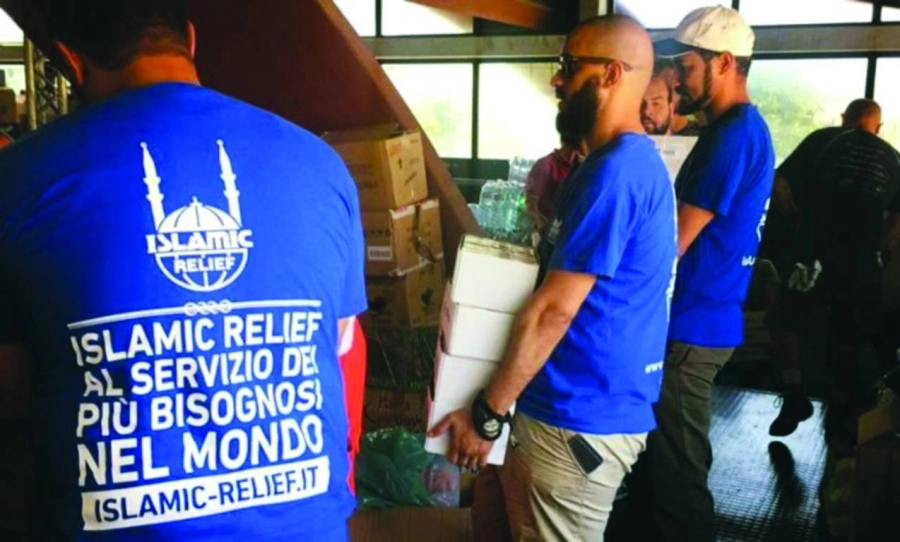 






أنشطة مشبوهة لجمعية الإغاثة في لندن                       (مكة)