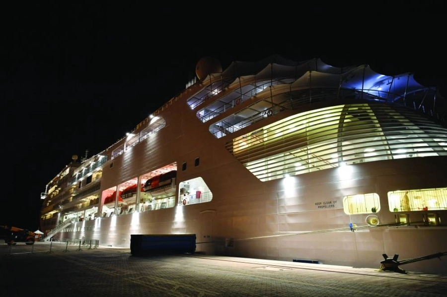 






السفينة بعد انطلاقها