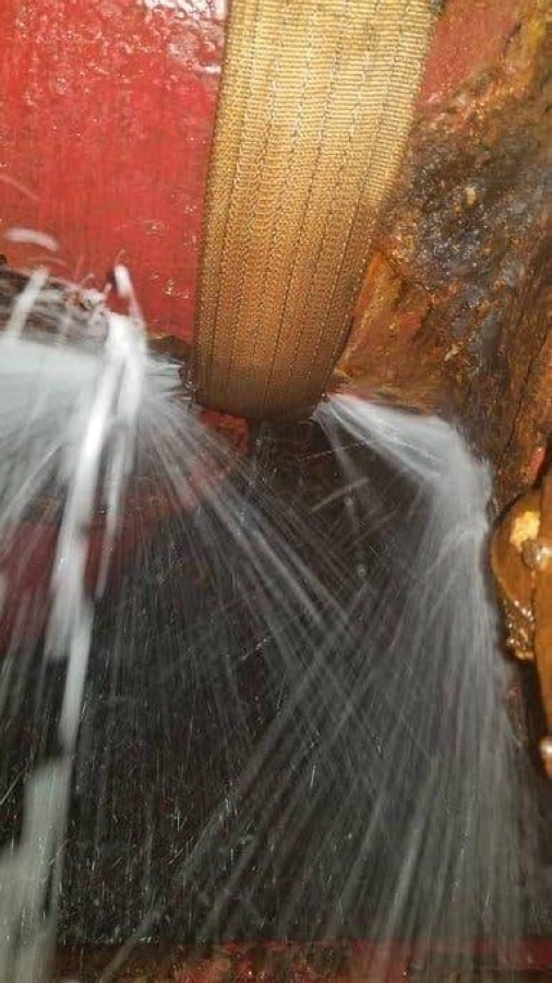 تسرب المياه داخل خزن صافر (مكة)