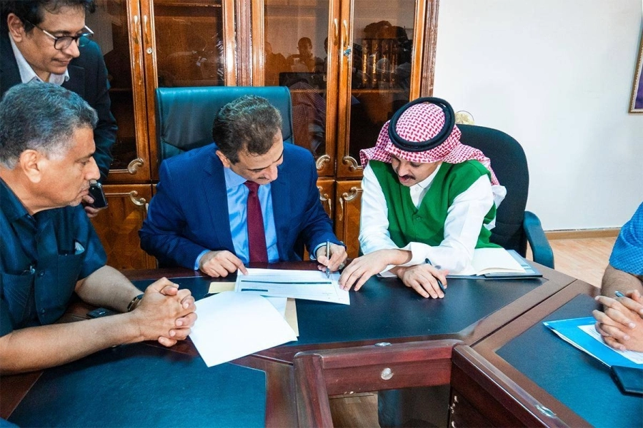 "إعمار اليمن" ينسق مع محافظ عدن لتدشين حزمة مشاريع تنموية جديدة