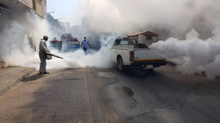 فرق الأمانة خلال عملية التعقيم                      (مكة)