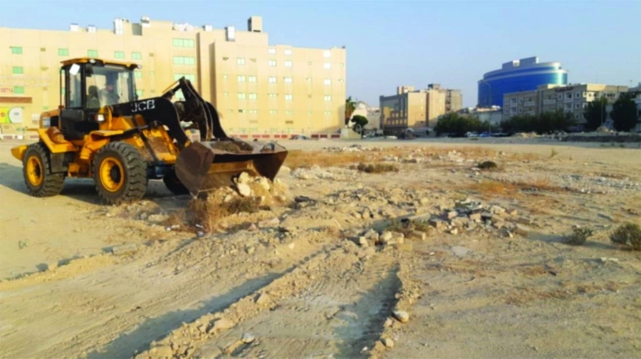 فرق الأمانة خلال عملية التعقيم                      (مكة)