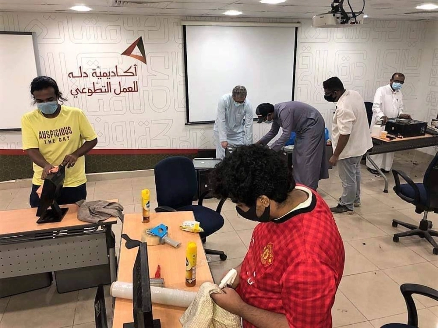 مبادرة تعليمهم يستمر