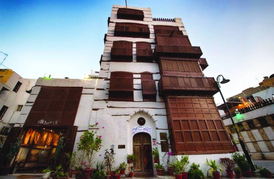 






مبنى باب البنط بجدة                                                                                 (مكة)