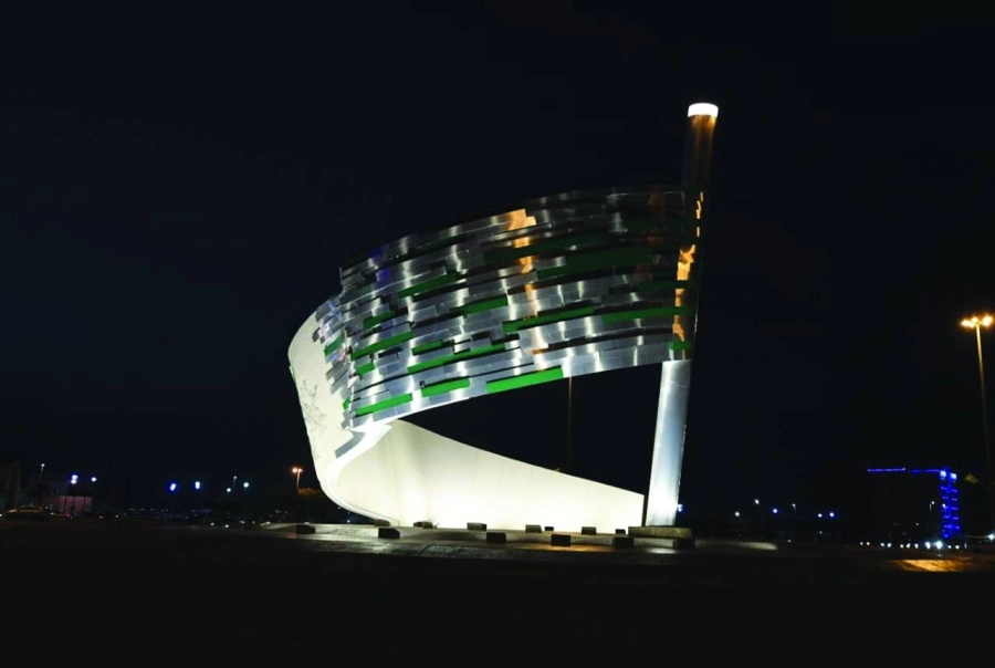 






دوار البيرق كما بدا أخيرا                      (مكة)