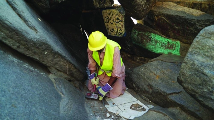 






من أعمال إزالة التشوهات                                  (مكة)