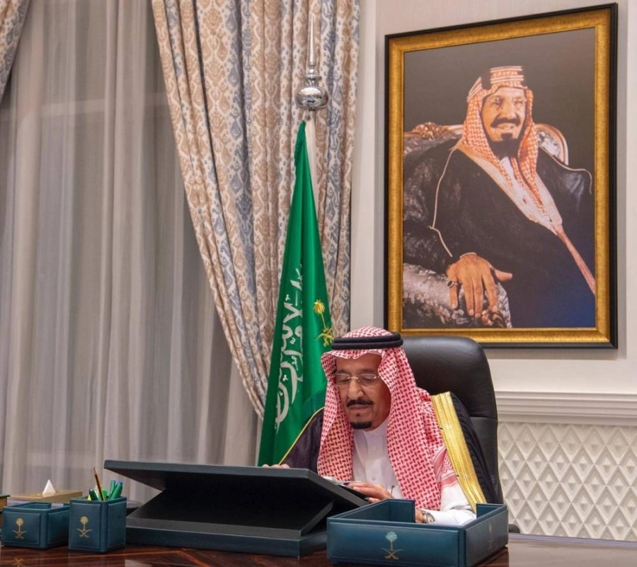 خادم الحرمين مترئسا جلسة مجلس الوزراء                                                                                                                                                                   (واس)