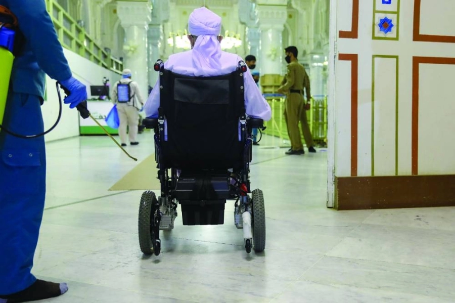 



تعقيم المصلى