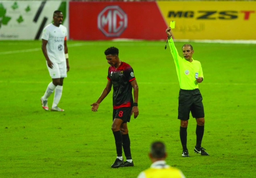 






طرد مبكر في المباراة