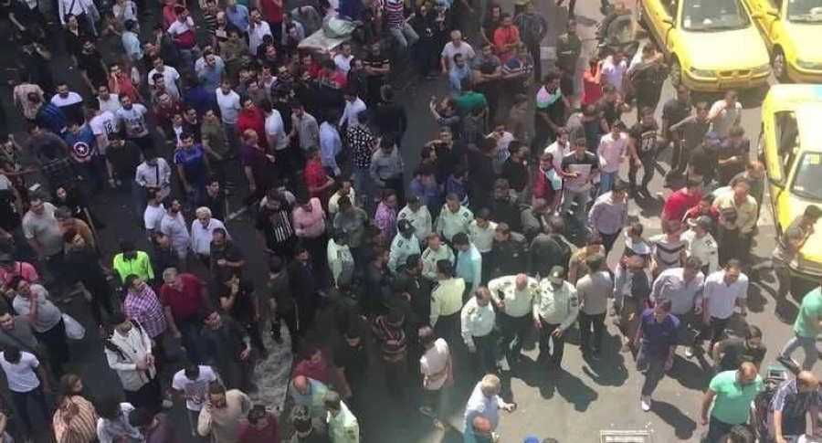 






احتجاجات إيرانية مستمرة بسبب الظروف الاقتصادية             (مكة)