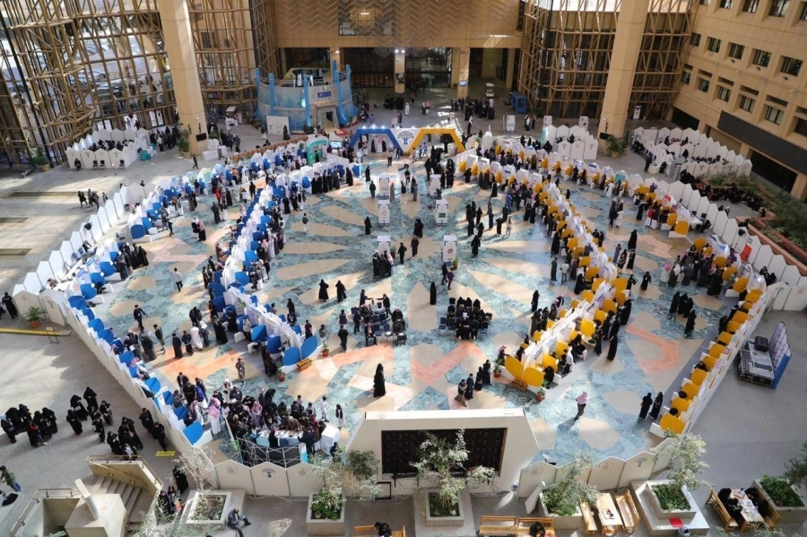 الأولمبياد الوطني للإبداع العلمي مسابقة مجانية سنوية للبحث العلمي تقيمها موهبة بالتعاون مع وزارة التعليم                       (مكة)