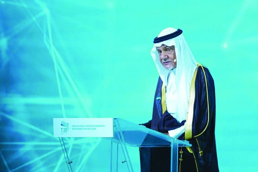 






تركي الفيصل متحدثا في قمة الفكر