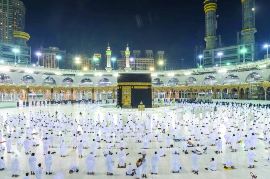 






من صلاة الفجر أمس                                 (مكة)