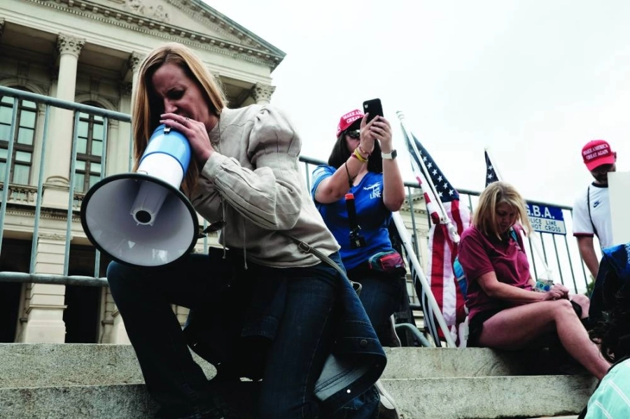 أنصار بايدن يحتفلون بانتصاره (د ب ا)