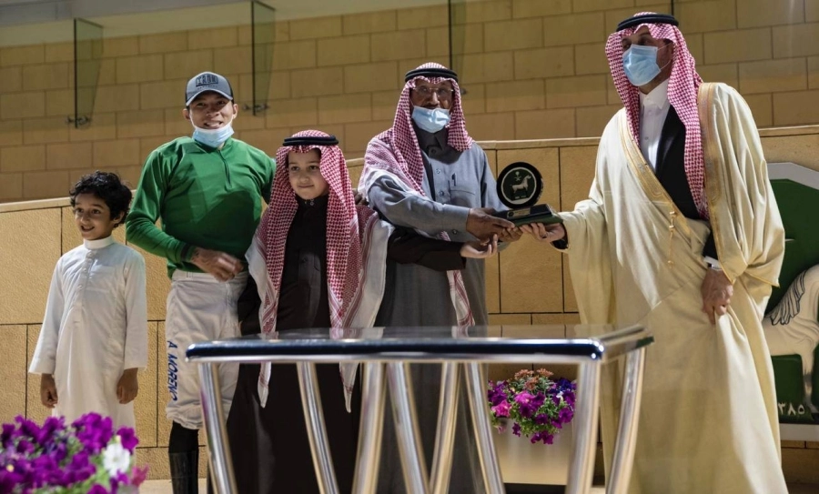 "النجم الباهر" يخطف جائزة نادي سباقات الخيل التقديرية