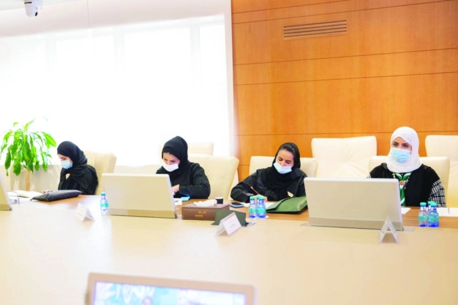 فتيات الكشافة خلال وزير العليم                                                                                                                                                                        (مكة)