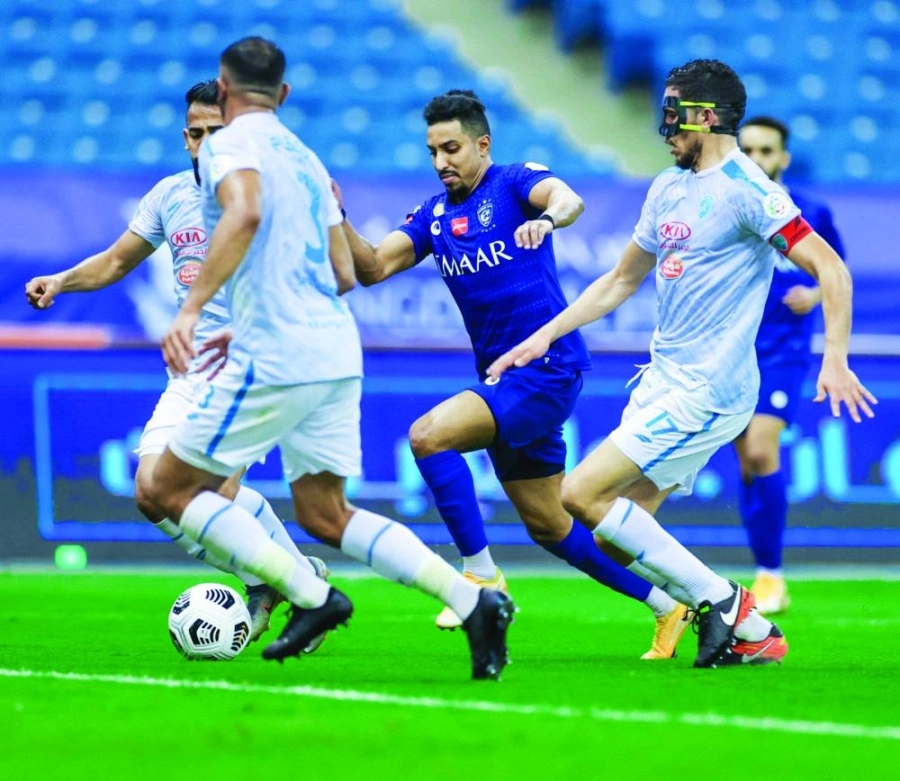 من لقاء الهلال والفتح (إعلامي الهلال)