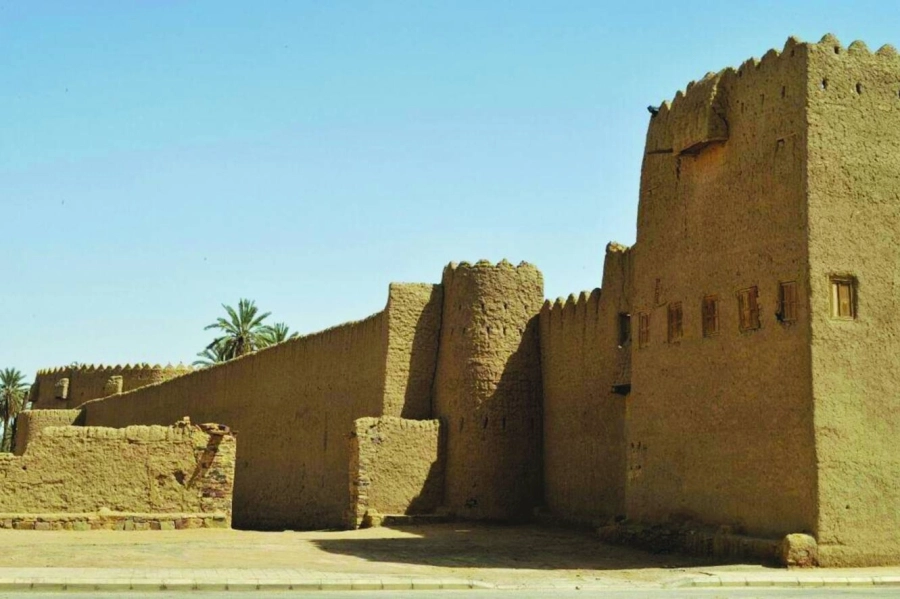 من المواقع الخاضعة للترميم                              (مكة)