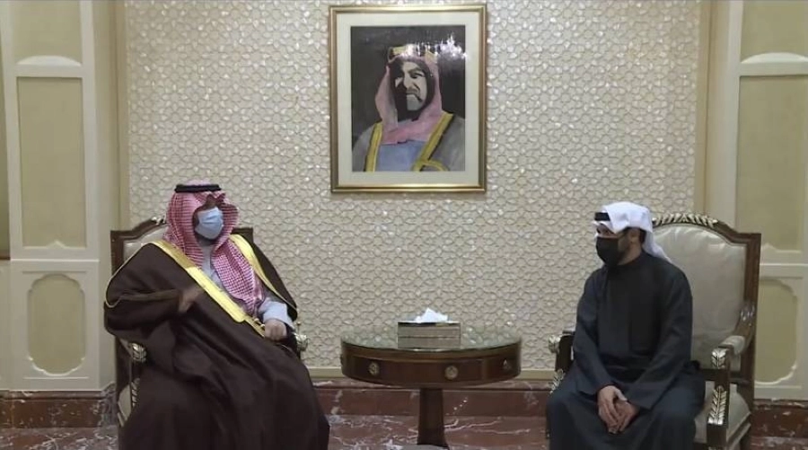 الأمير تركي بن محمد بن فهد ينقل تعازي القيادة في وفاة الشيخ ناصر صباح الأحمد