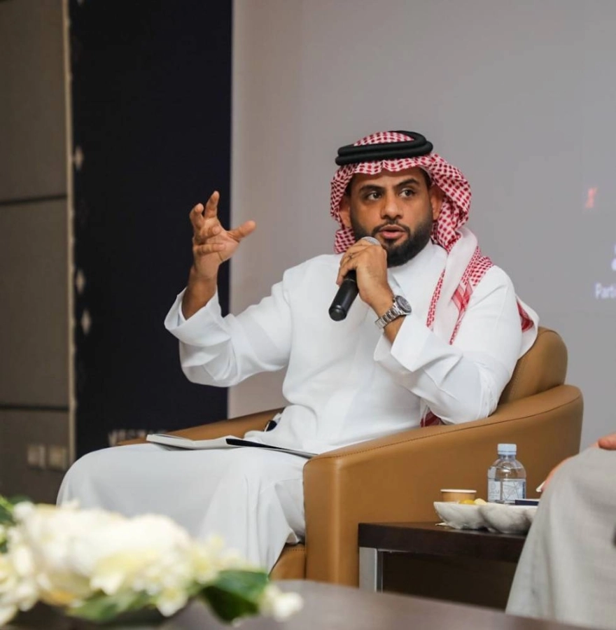 خالد بن دبيس