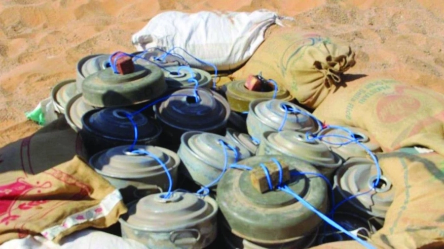 






ألغام زرعها الحوثيون في اليمن                      (مكة)