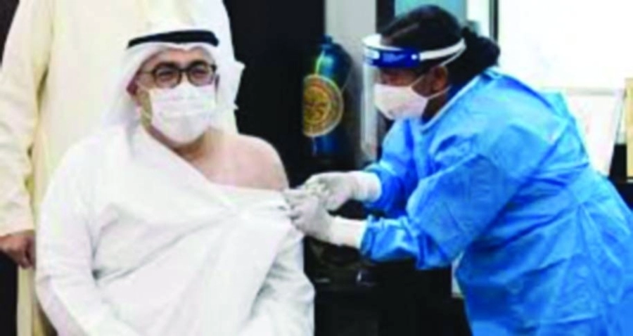 وزير الصحة الإماراتي عبدالرحمن العويس