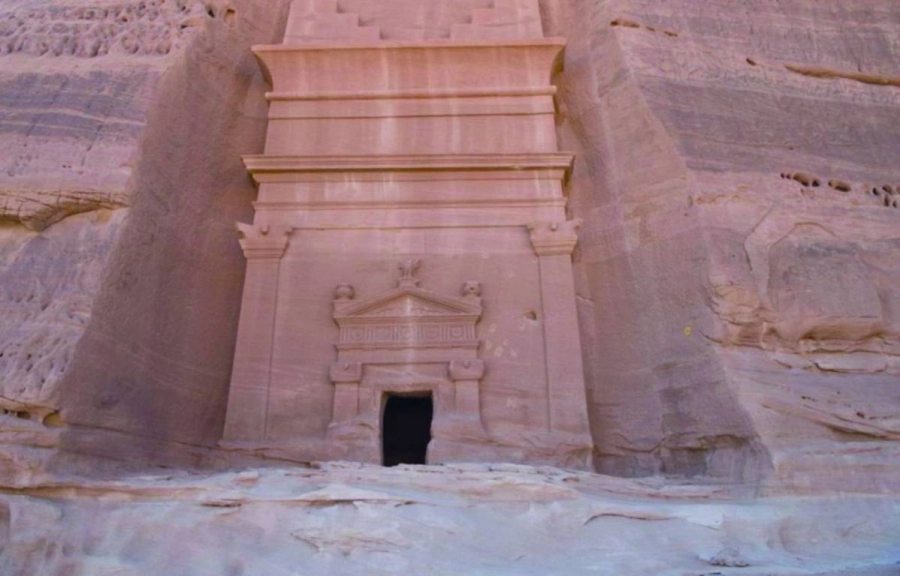 






حضارات عريقة تحتضنها المحافظة                                       (مكة)