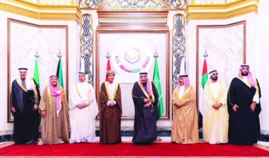 






قادة دول الخليج خلال إحدى القمم السابقة                                                                                                                        (مكة)