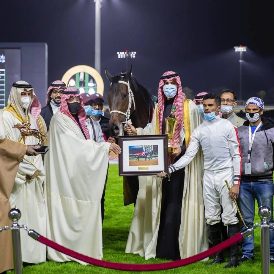 من الأمسية الأولى لمهرجان كؤوس الملوك السادسة