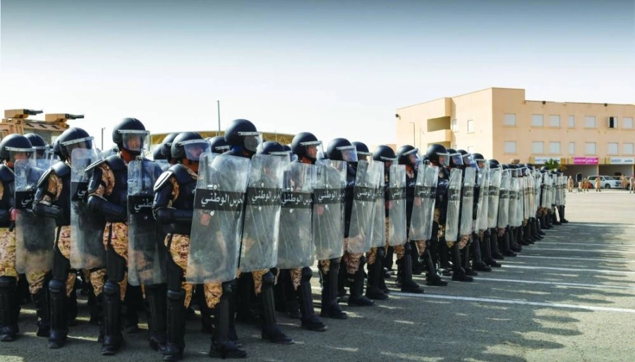 لواء التدخل السريع الخاص الأول في وزارة الحرس الوطني يخرج طلاب الدورة التخصصية في أعمال الشغب
