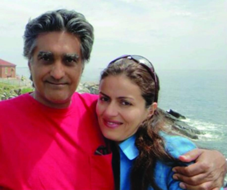 كاران فافاداري وزوجته أفارين نياساري (مكة)