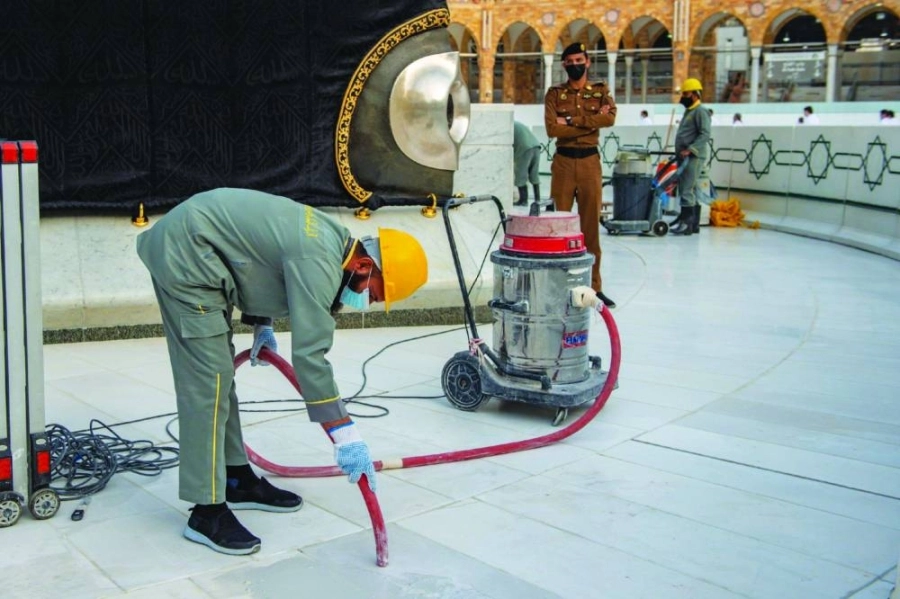 من أعمال تركيب الرخام (مكة)