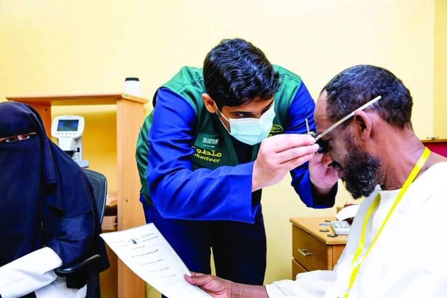 






مريض سوداني في عيادة العيون