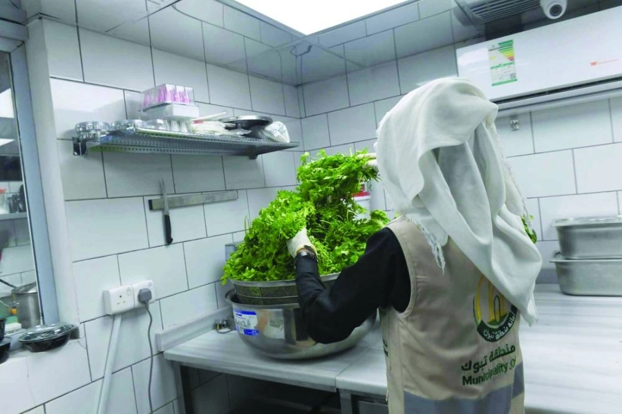 من الجولات الرقابية (مكة) 