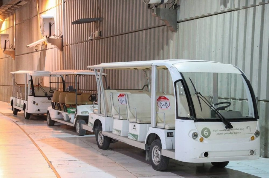 العربات الخاصة بنقل المعتمرين والمصلين (مكة)