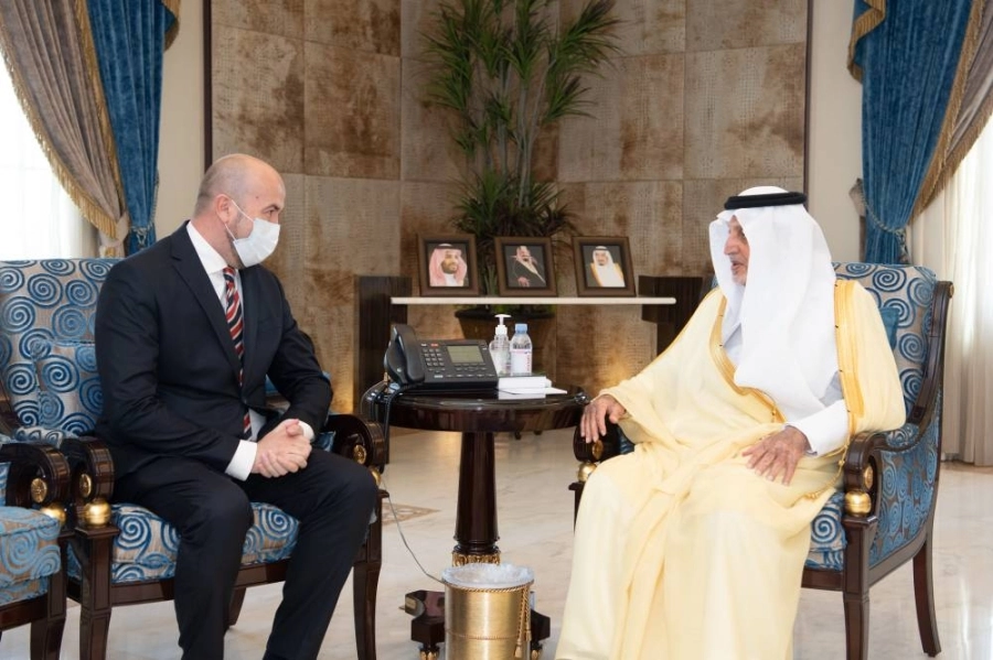 جانب من استقبال أميرمنطقة مكة لسفير جمهورية البوسنة والهرسك