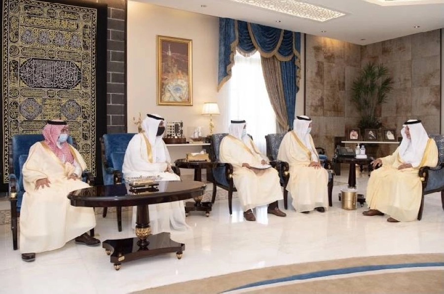 خالد الفيصل يستقبل محافظ الهيئة السعودية للمواصفات والمقاييس