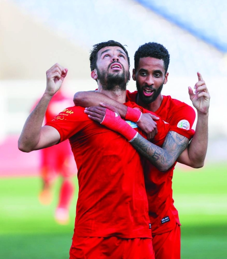 فاروق شافعي محتفلا بهدفه في الهلال (إعلامي ضمك)