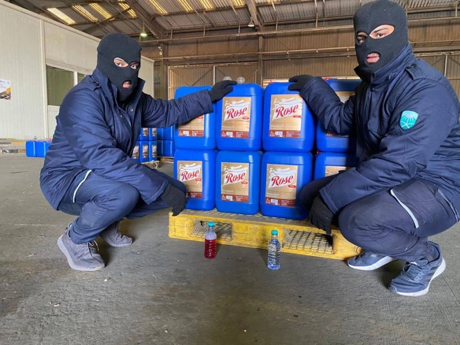 جانب من إحباط محاولات التهريب بالدمام
