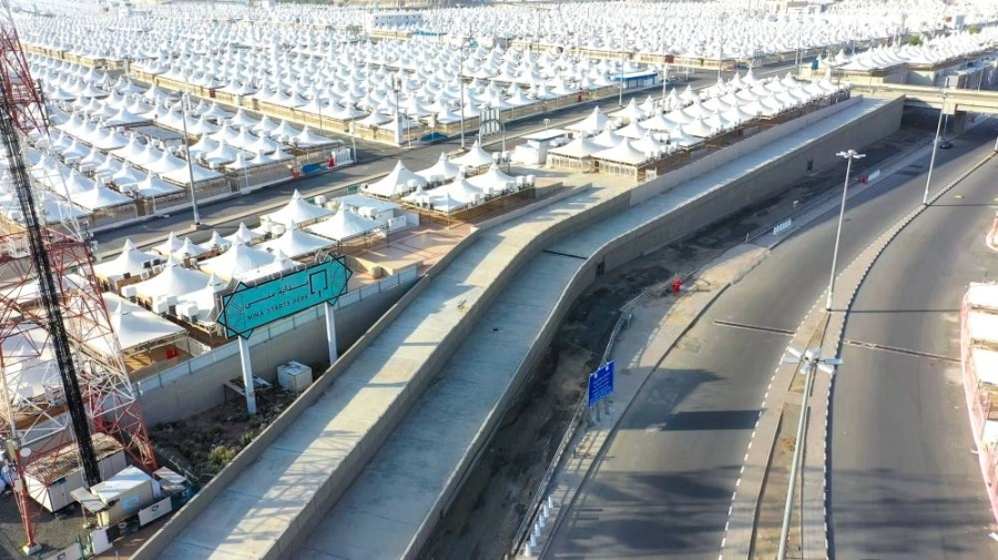 






مشروع تمديد طريق 46 وربطه بنفق مع طريق 204 وإنشاء منحدرات للمشاة بربوة منى