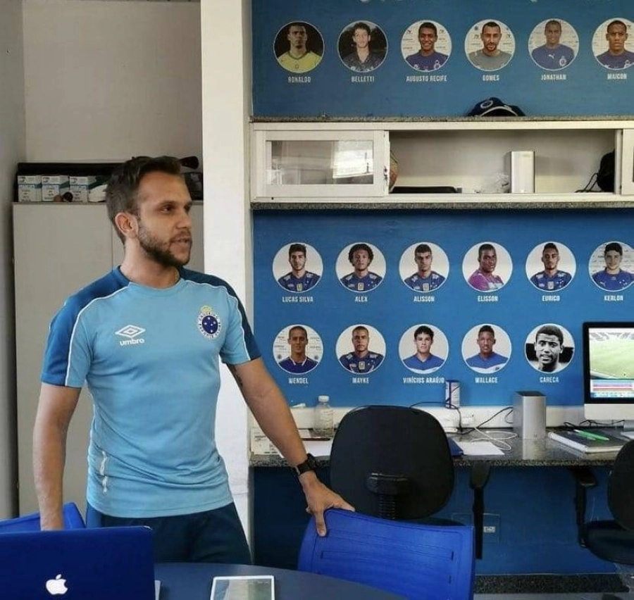 






جواو  بوافيتورا