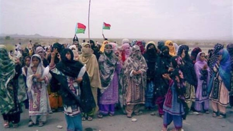 نساء من البلوش في إيران                      (مكة)