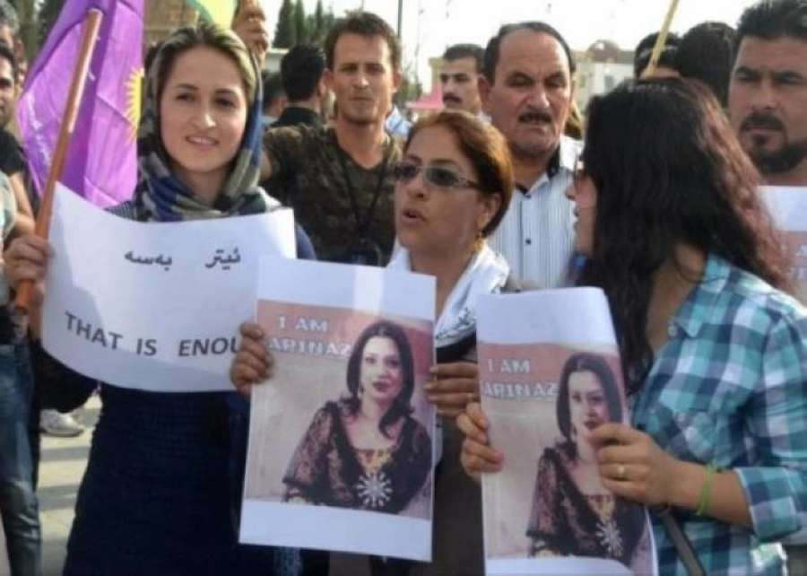 






القمع يدفع النساء للاحتجاج                                    (مكة)