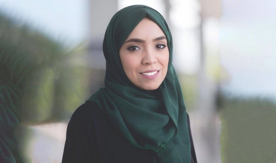 لينا العيوني